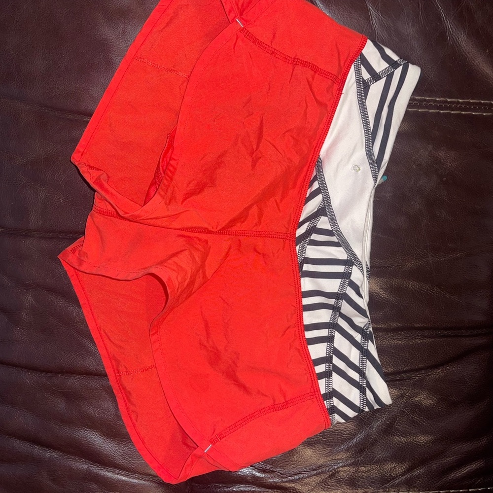 Lulu lemon hotty hot shorts